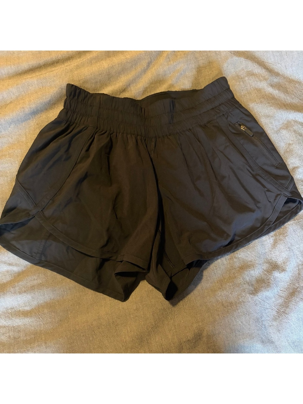 Lululemon tracker short 3”